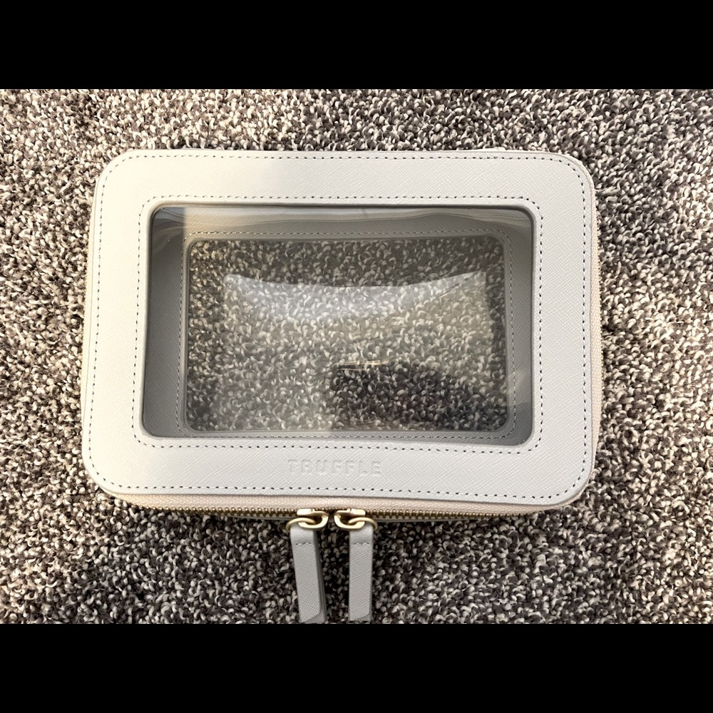 COPY - TRUFFLE Clarity Jetset Case (standard) in Dove Grey